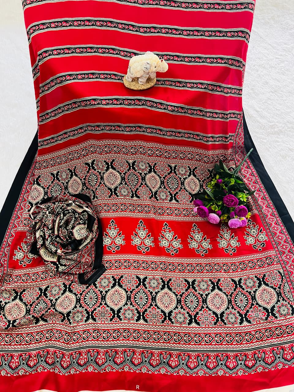 Super Hit Semi Gajji Silk Saree – Original Japan Satin Silk with Ajrakh Print Border & Rich Pallu