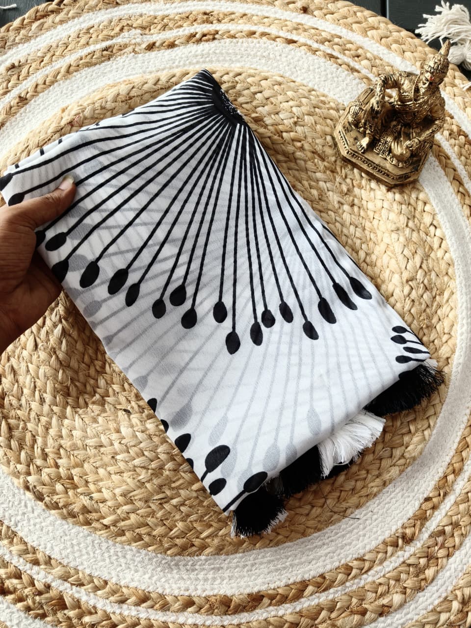 Heavy Marshmallow Georgette Saree – Black & White Digital Print with Cotton Tassels.