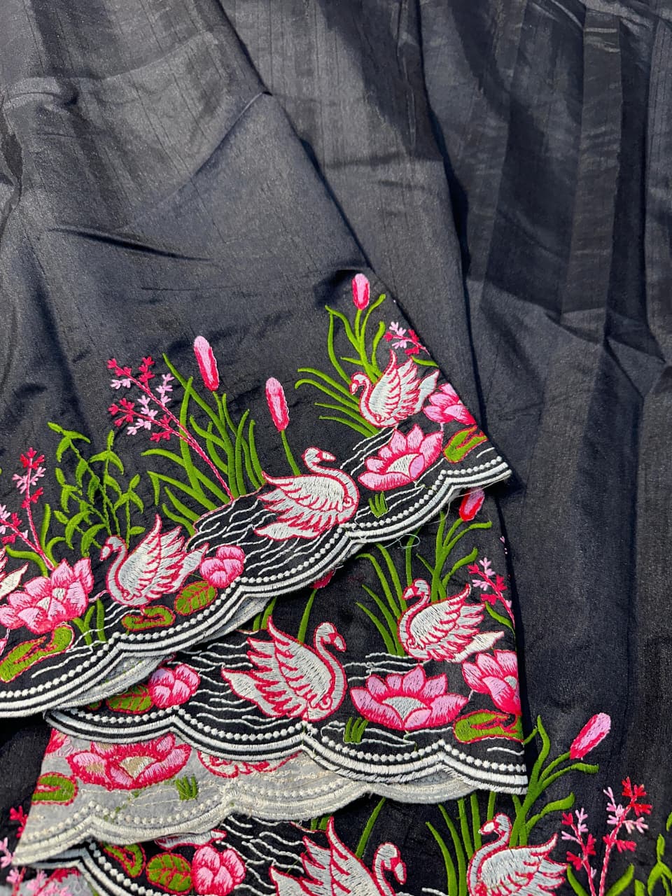 Tussar Cotton Embroidered Saree – Swan & Lotus Motifs with Scalloped Border.