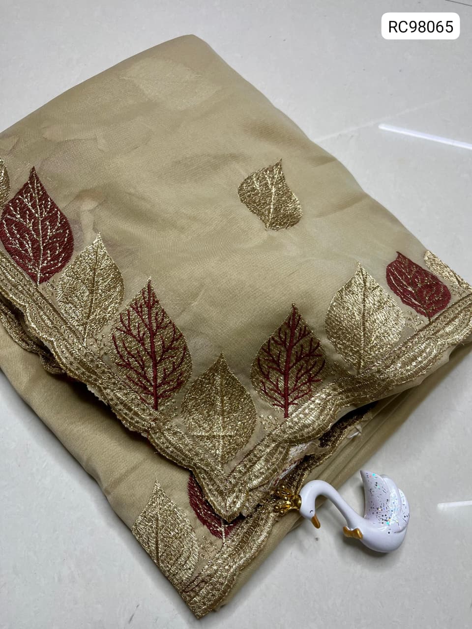 Chiffon Saree – Floral Embroidery & Cutwork Border.