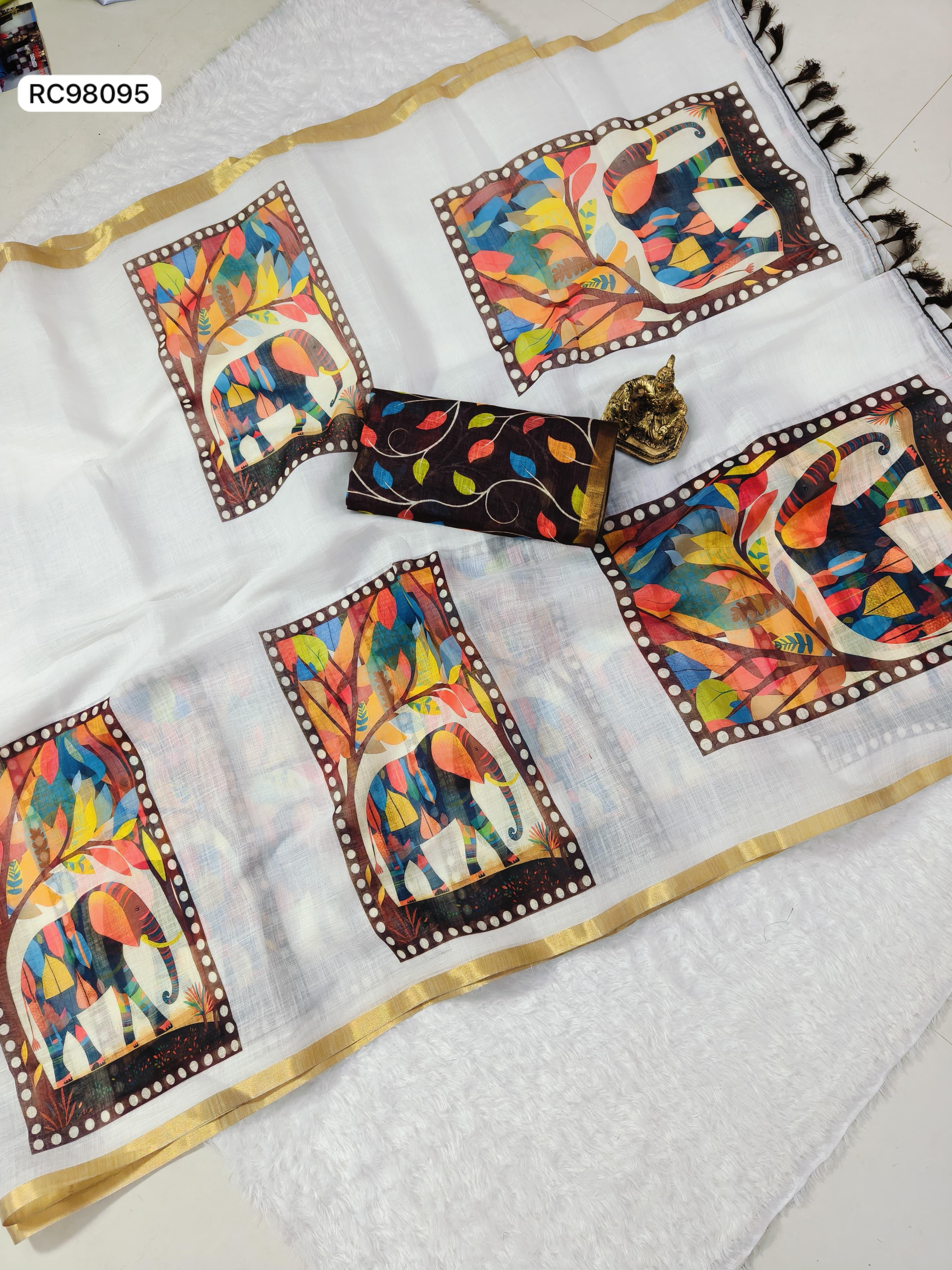 Heavy Linen Blooming Saree – Gajraj Digital Print & Gold Border.