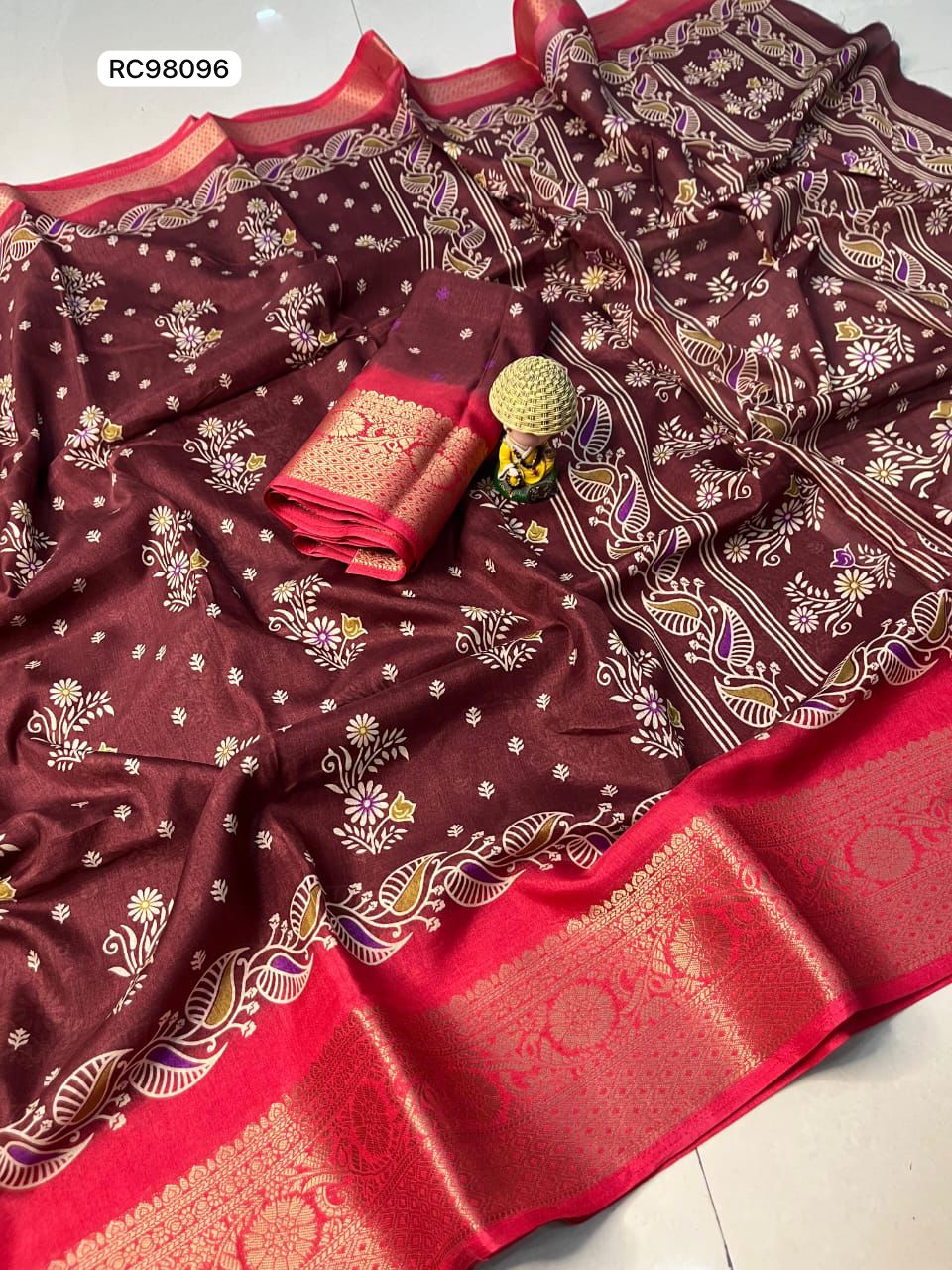 Soft Dola Silk Saree – Floral Design with Jacquard Border.