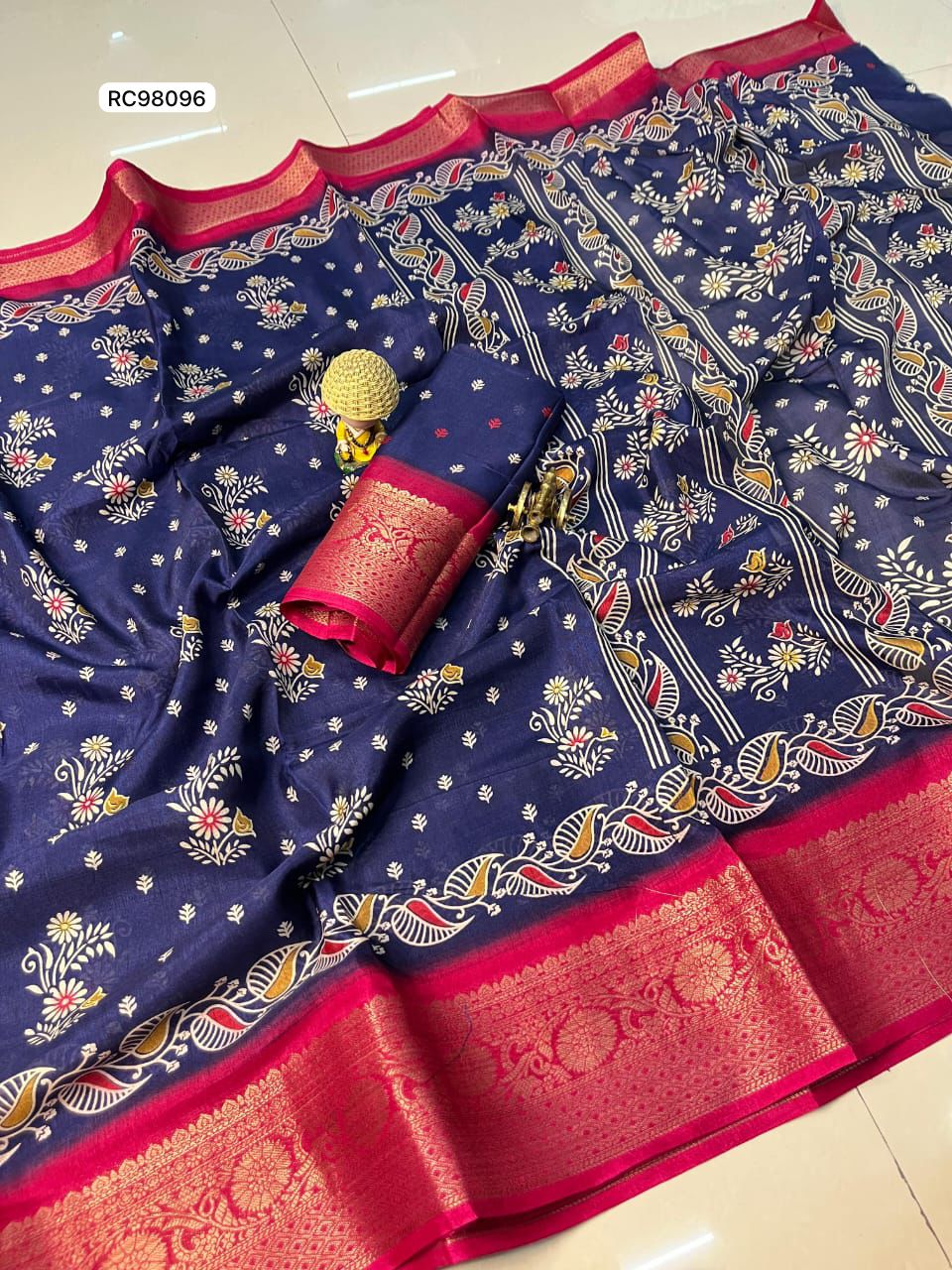 Soft Dola Silk Saree – Floral Design with Jacquard Border.
