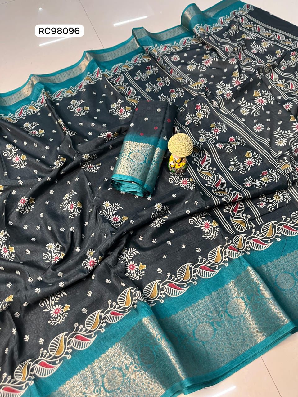 Soft Dola Silk Saree – Floral Design with Jacquard Border.