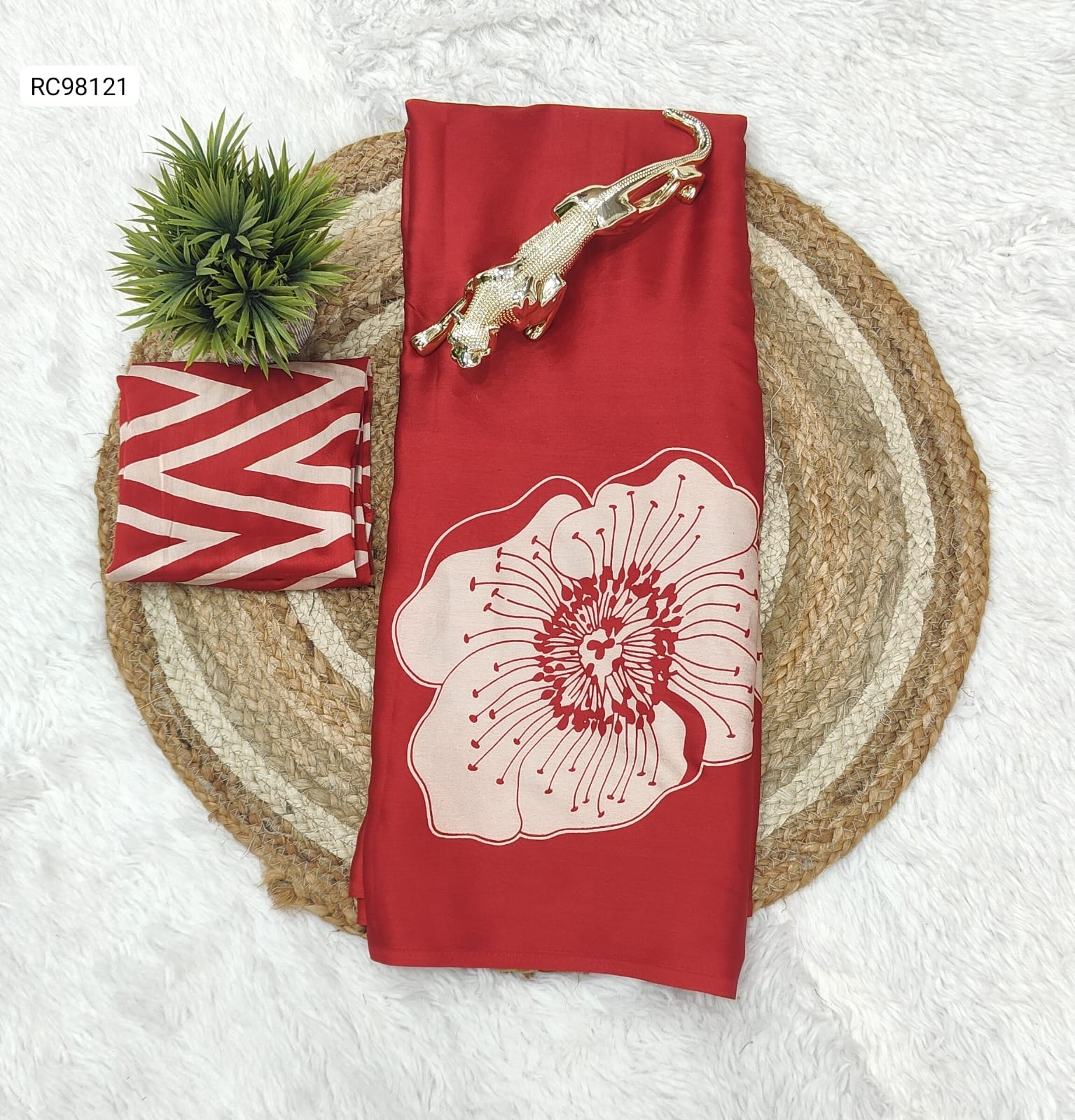 Super Hit Semi Gajji Silk Saree – Ajrakh Rich Pallu