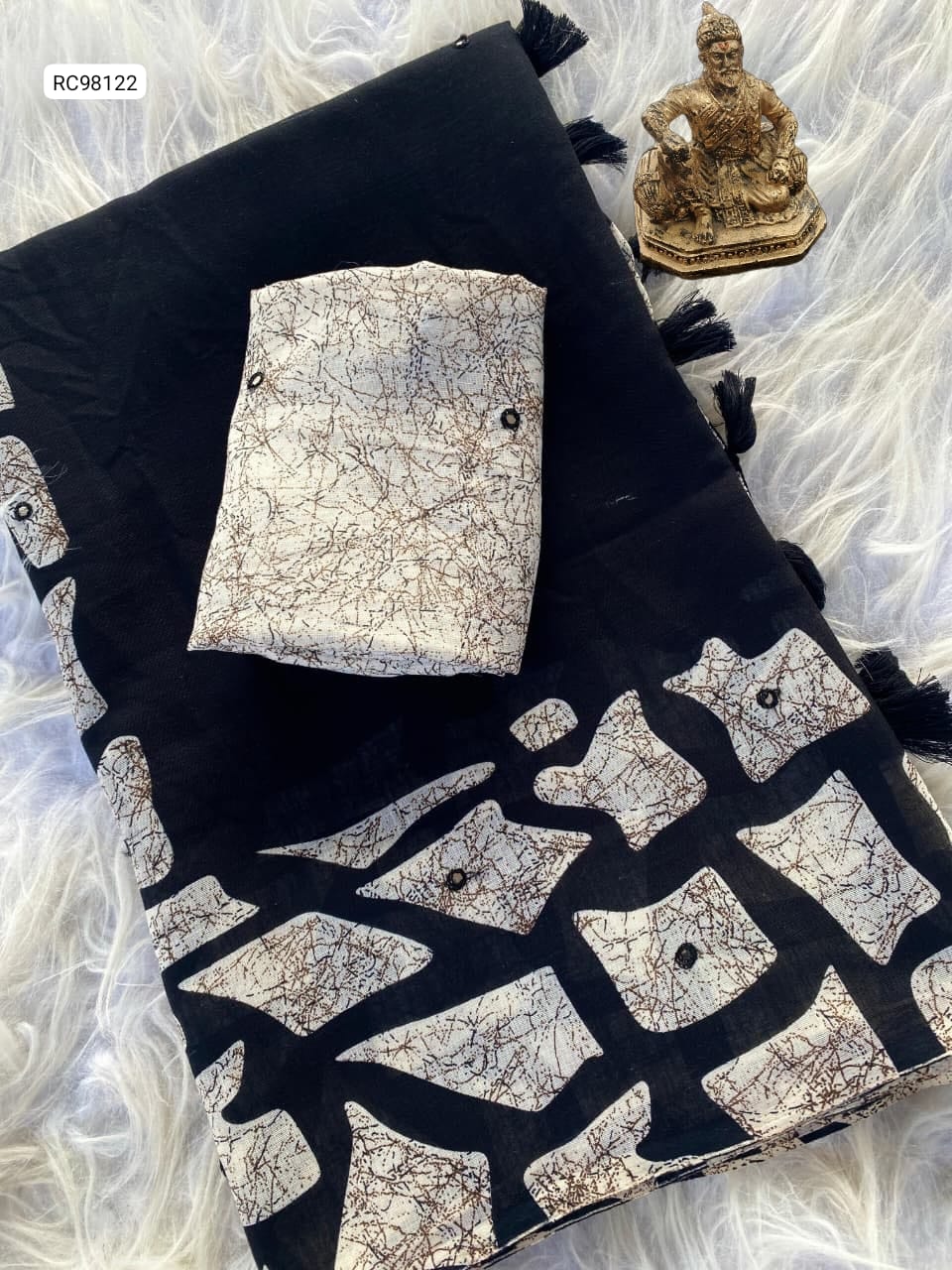 Heavy Faux Georgette Saree – Mosaic Digital Print & Mirror Work