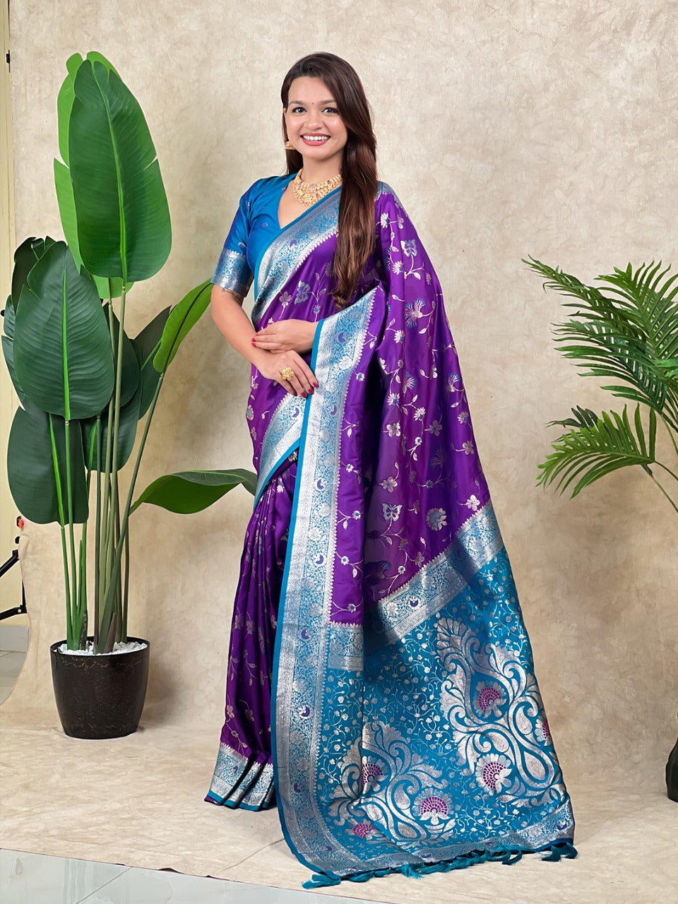 Premium Banarasi Soft Silk Saree – Meenakari Jaal