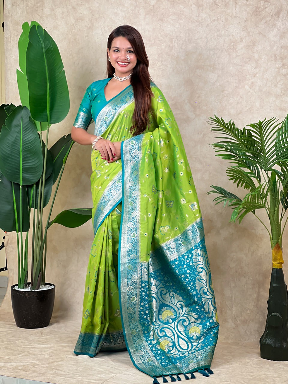 Premium Banarasi Soft Silk Saree – Meenakari Jaal