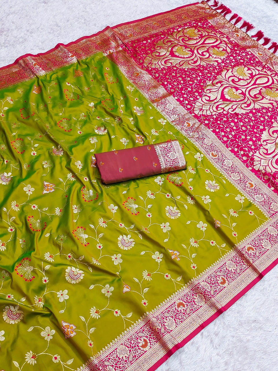 Premium Banarasi Soft Silk Saree – Meenakari Jaal