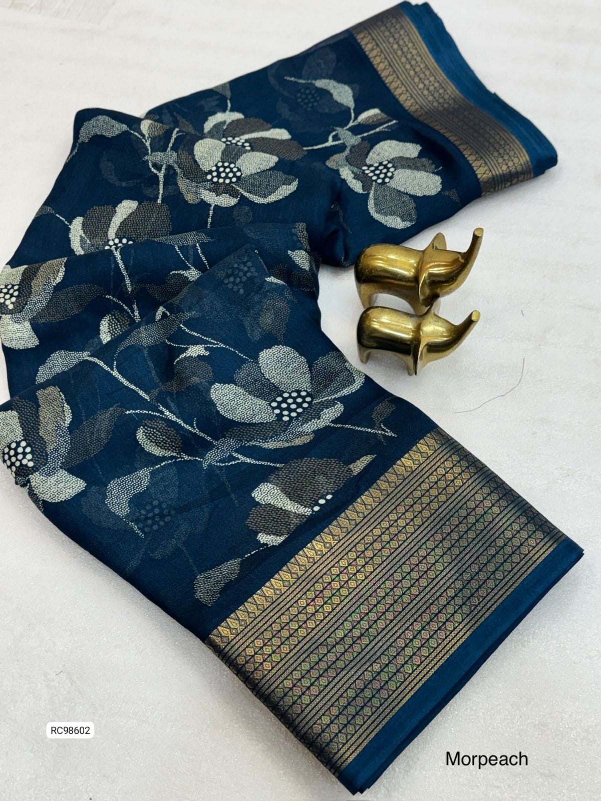 Heavy Marshmellow Jacquard Border Saree