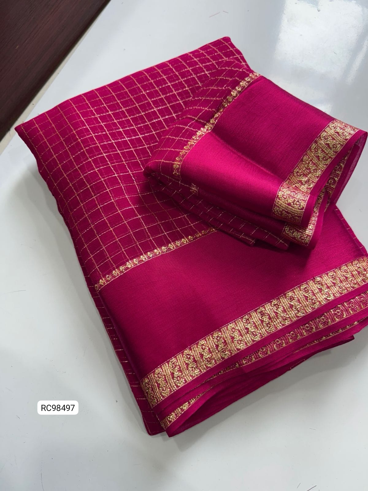 Pure Viscose Chex Saree