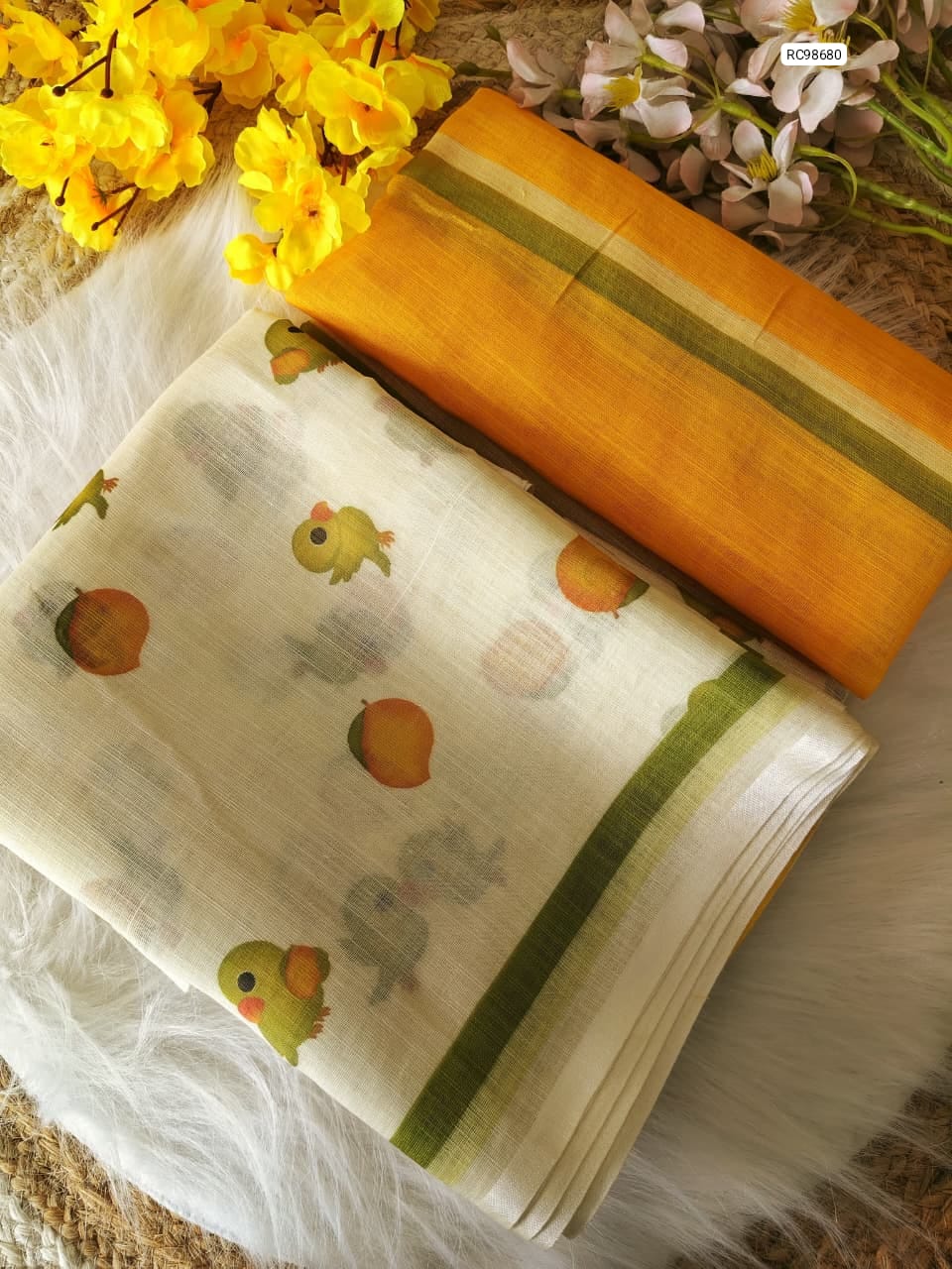 Premium Linen Saree
