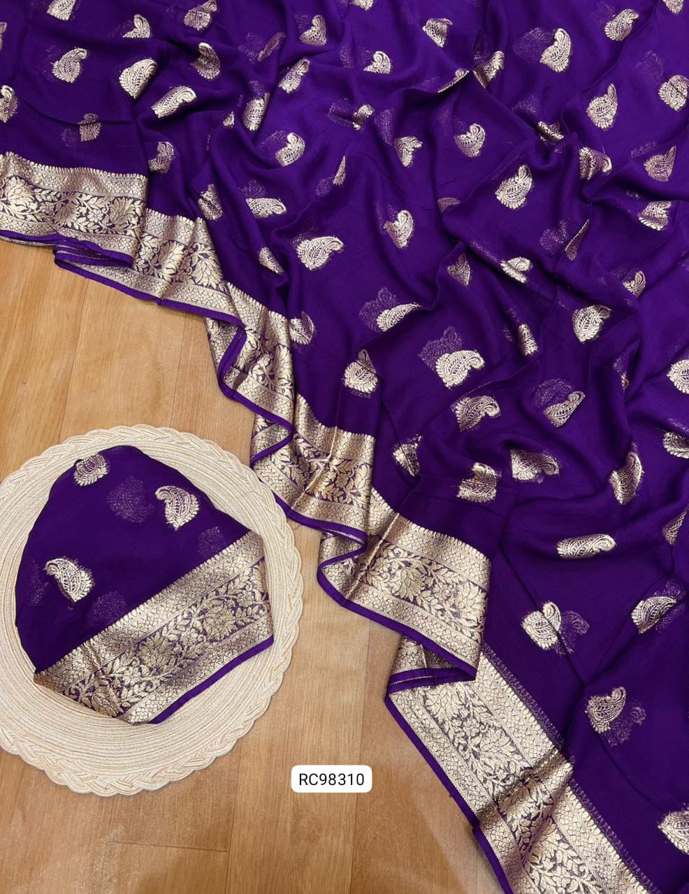 Pure Viscose Georgette Saree