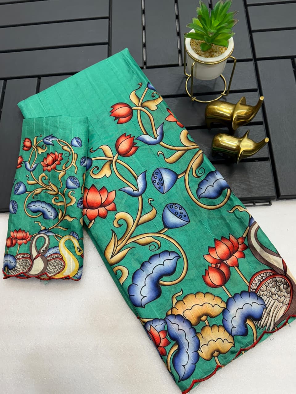Handloom Tussar Silk Saree