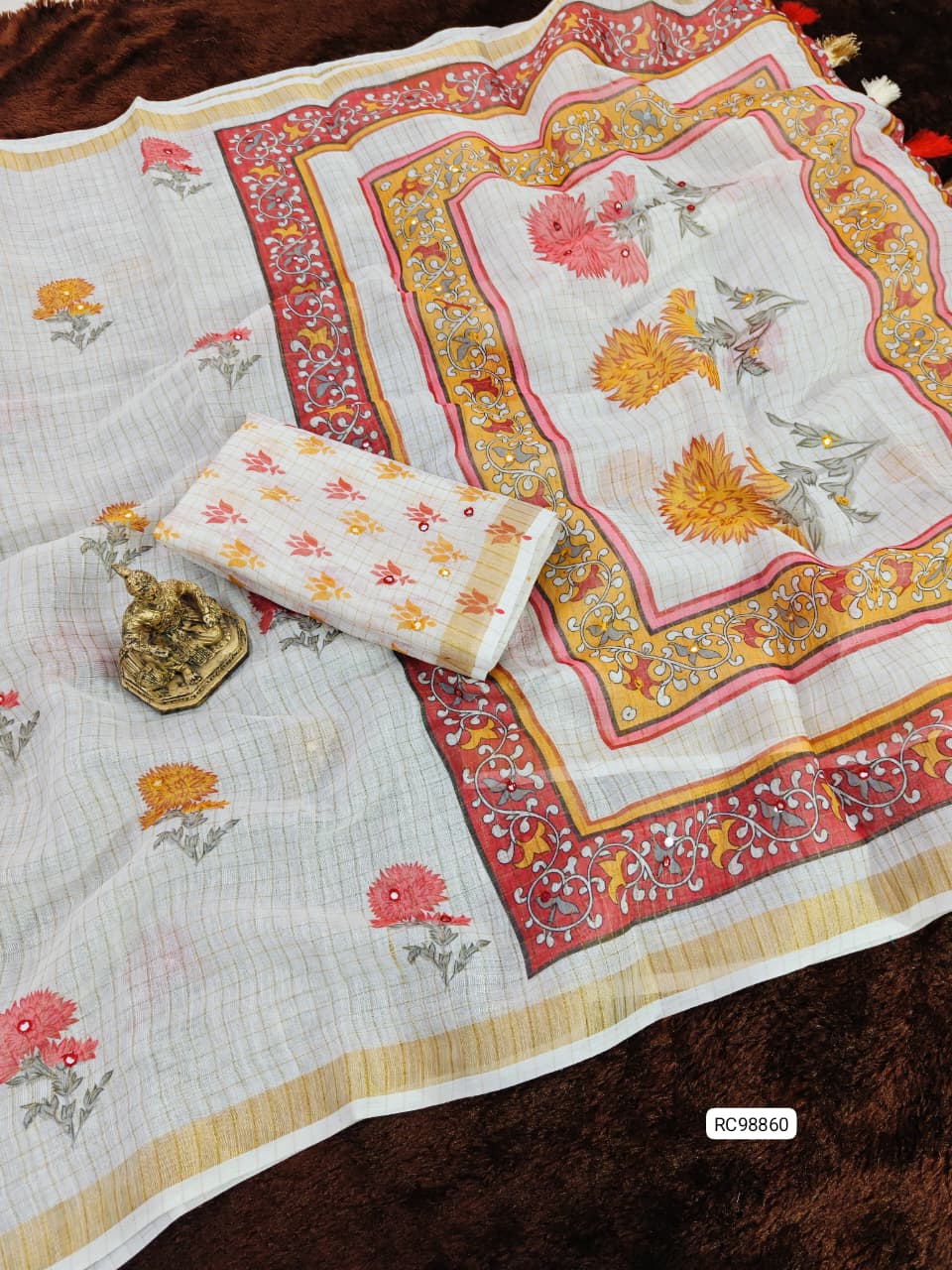 Heavy Linen Chex Blooming Saree