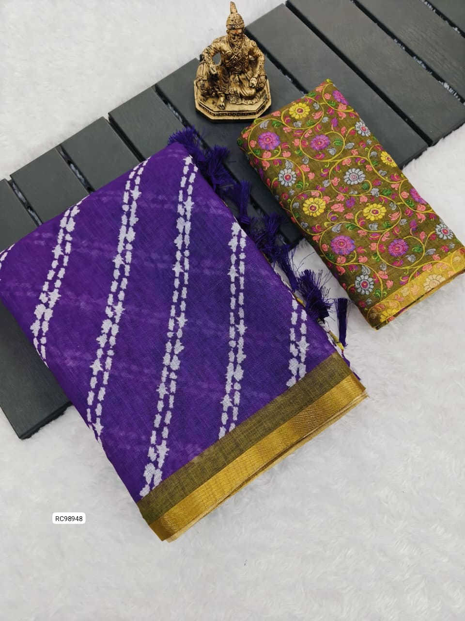 Heavy Linen Blooming Saree