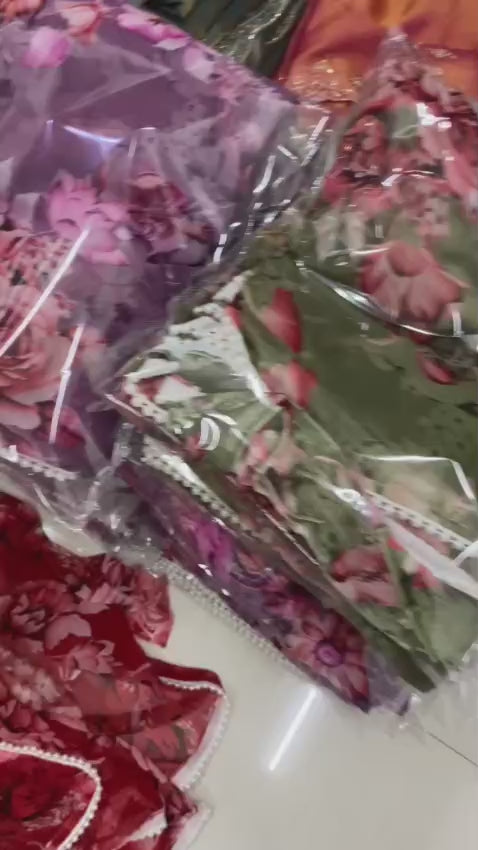 Georgette Weightless Floral Printed Saree – Elegant Pearl Lace Border & Matching Blouse