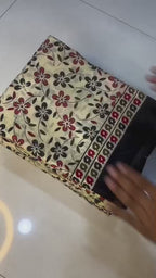 Mul Mul Saree with All-Over Floral Print & Weaving Border – Breezy Elegance for Boutique Displays