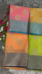 Maheshwari Cotton Silk Saree with Golden Zari & Rich Borders – Elegant Festive Wear for Boutique Displays & Traditional Gifting